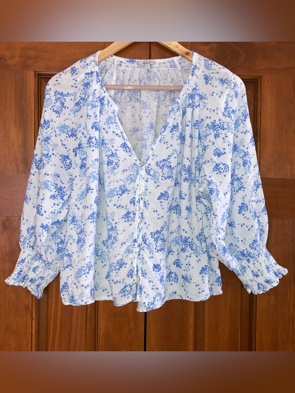 Rails Mariah blue blossoms Floral Button-Front linen blend Blouse top women’s S
